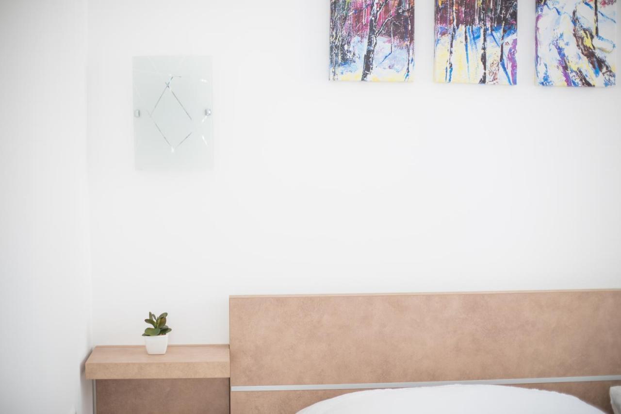 Apartman Roza Podstrana Eksteriør bilde